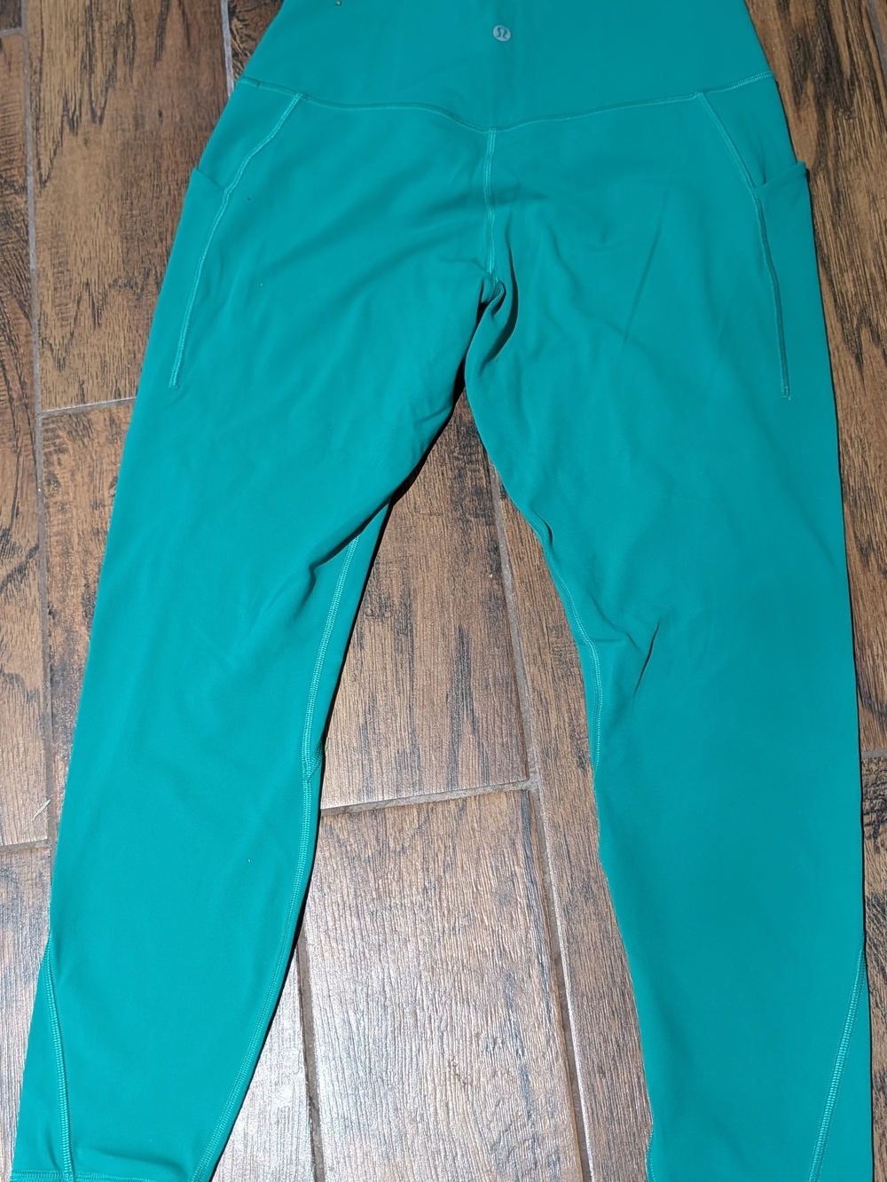 Lululemon Teal Performance Leggings with Side Pockets 25"